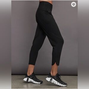 Carbon38 Jogger in Melt